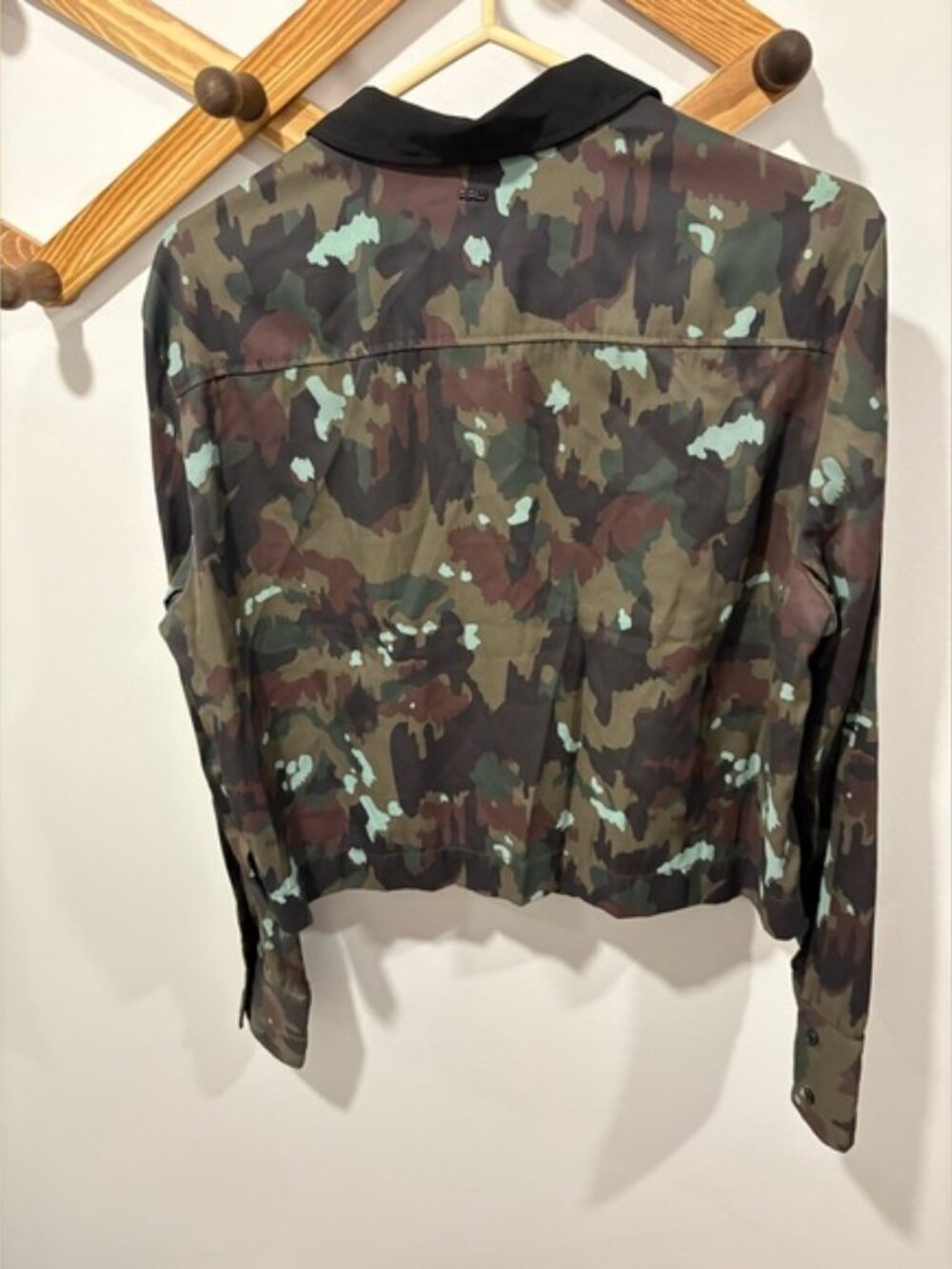 G-STAR RAW Vodan Camo Cropped Button Up Utility Shirt, Size XL - Picture 4 of 8